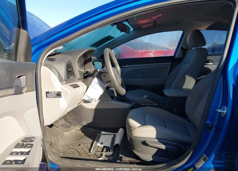 2018 HYUNDAI ELANTRA SEL VIN: 5NPD84LF5JH393063