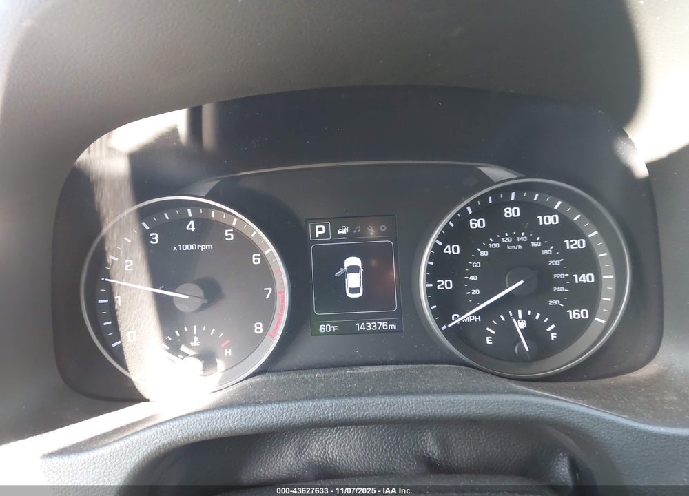 2018 HYUNDAI ELANTRA SEL VIN: 5NPD84LF5JH393063