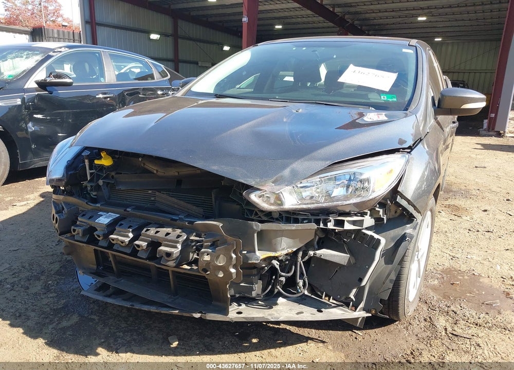 2016 FORD FOCUS VIN: 1FADP3F29GL397617