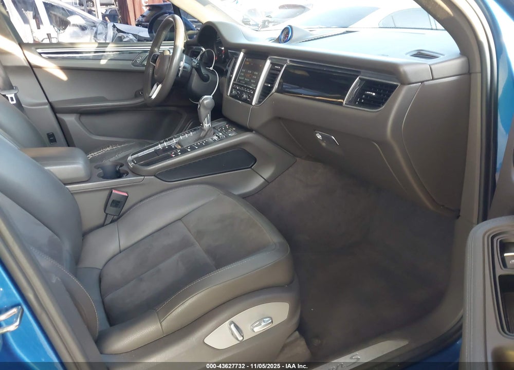 2015 PORSCHE MACAN S VIN: WP1AB2A5XFLB72692