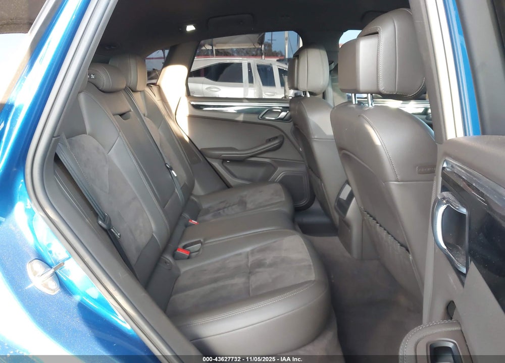 2015 PORSCHE MACAN S VIN: WP1AB2A5XFLB72692