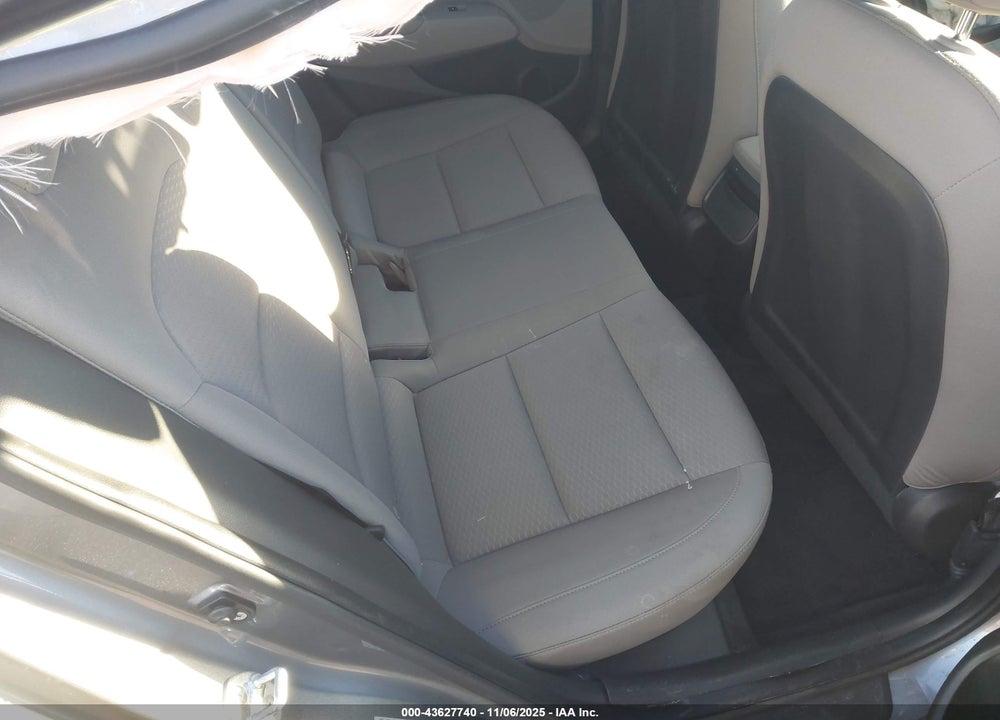 2019 HYUNDAI ELANTRA VALUE EDITION VIN: KMHD84LF1KU877640