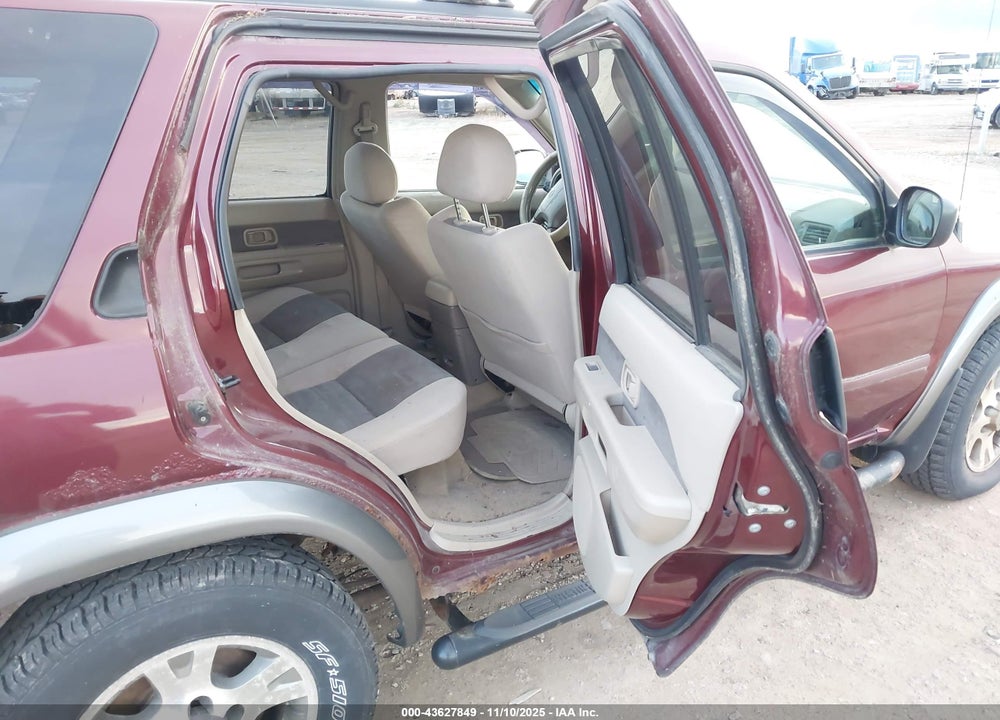 2001 NISSAN PATHFINDER SE VIN: JN8DR09Y61W616806