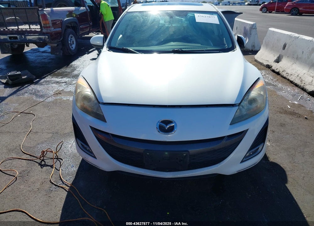 2011 MAZDA 3 S GRAND TOURING VIN: JM1BL1W67B1383353