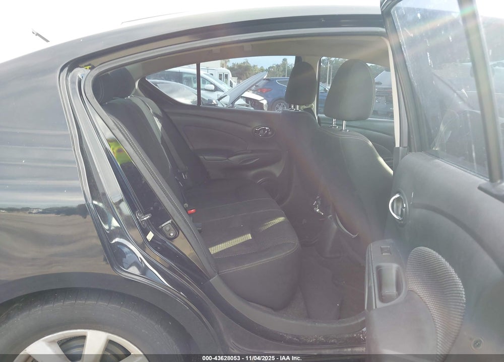 2017 NISSAN VERSA 1.6 SV VIN: 3N1CN7AP3HL827012