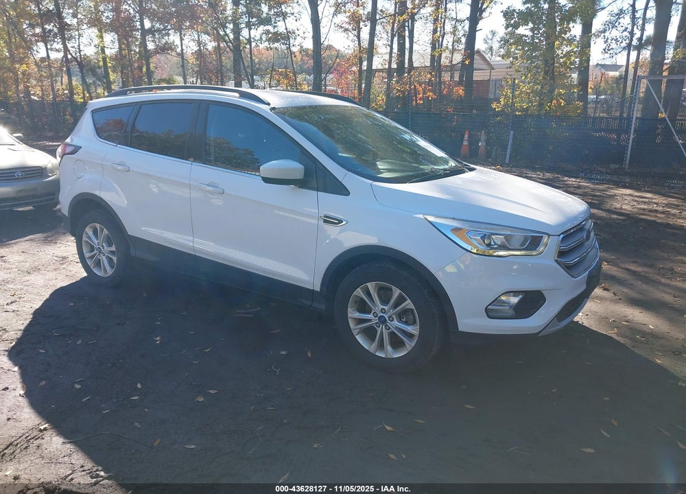 2017 FORD ESCAPE SE VIN: 1FMCU9GD6HUB61886