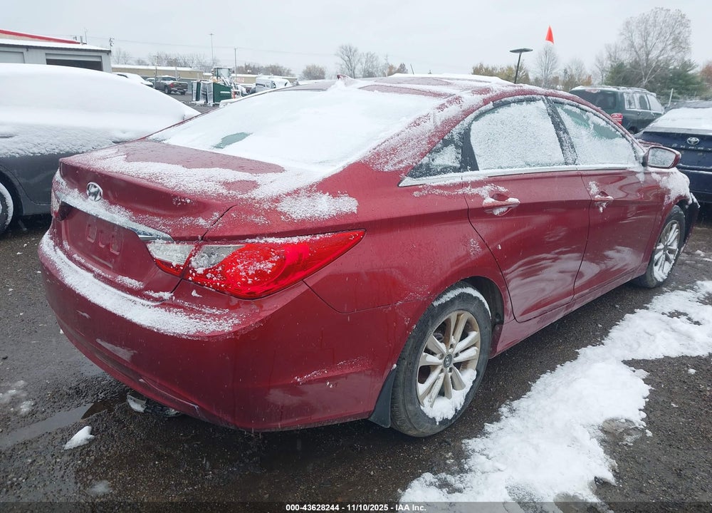 2013 HYUNDAI SONATA VIN: 5NPEB4ACXDH732449
