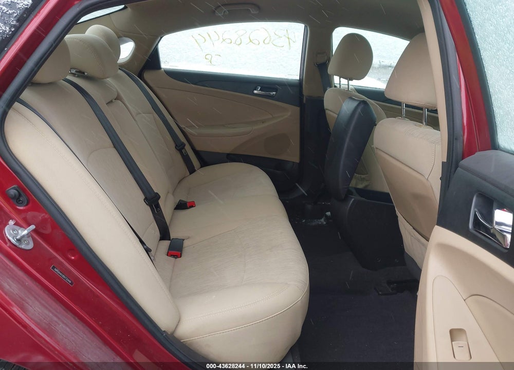 2013 HYUNDAI SONATA VIN: 5NPEB4ACXDH732449