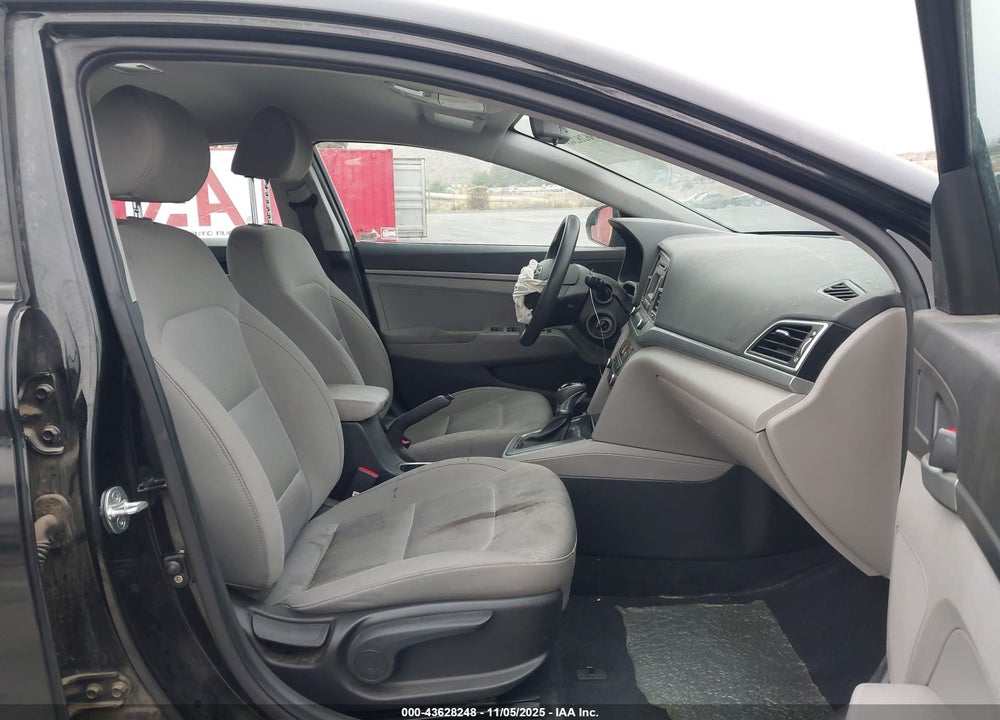 2017 HYUNDAI ELANTRA SE VIN: KMHD74LF9HU324732