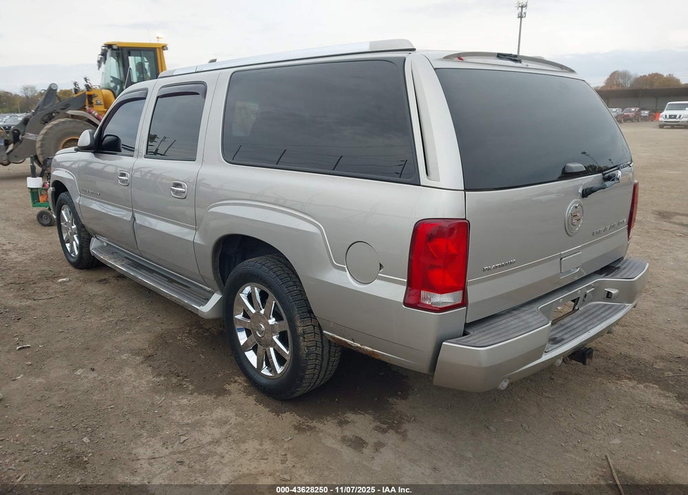 2005 CADILLAC ESCALADE ESV PLATINUM EDITION VIN: 3GYFK66N75G109353