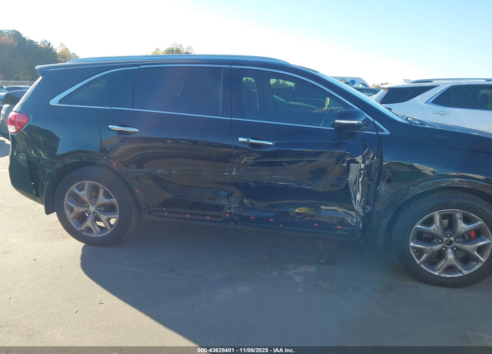 2017 KIA SORENTO VIN: 5XYPK4A54HG322107