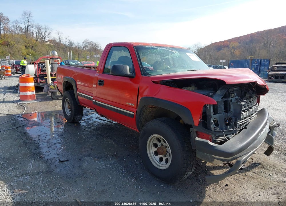 2000 CHEVROLET SILVERADO 1500 VIN: 1GCEK14V5YE354459