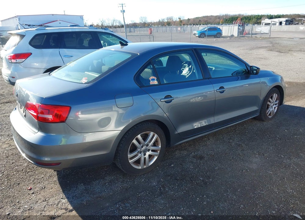 2015 VOLKSWAGEN JETTA 2.0L S VIN: 3VW2K7AJ9FM351642