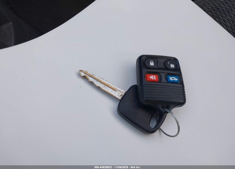 2003 FORD FOCUS SE VIN: 1FAFP34P73W321605