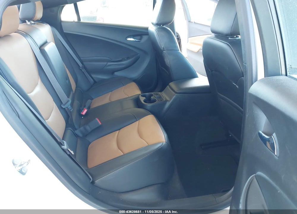 2018 CHEVROLET VOLT VIN: 1G1RB6S52JU104991