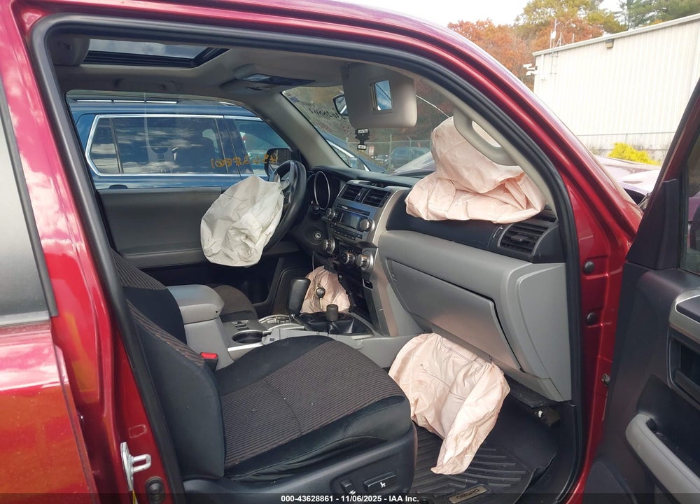 2011 TOYOTA 4RUNNER VIN: JTEBU5JR7B5037328