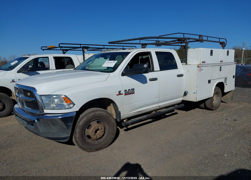 2015 RAM 3500 CHASSIS TRADESMAN/SLT/LAIE VIN: 3C7WRSCL5FG645221