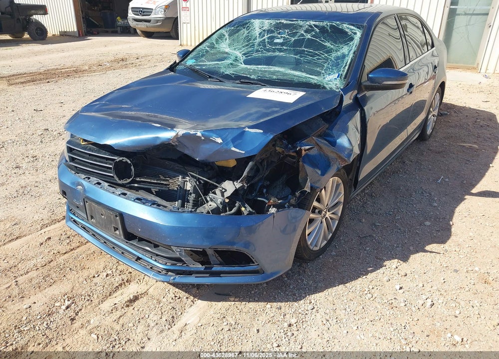 2016 VOLKSWAGEN JETTA 1.8T SEL VIN: 3VWL07AJ5GM232143