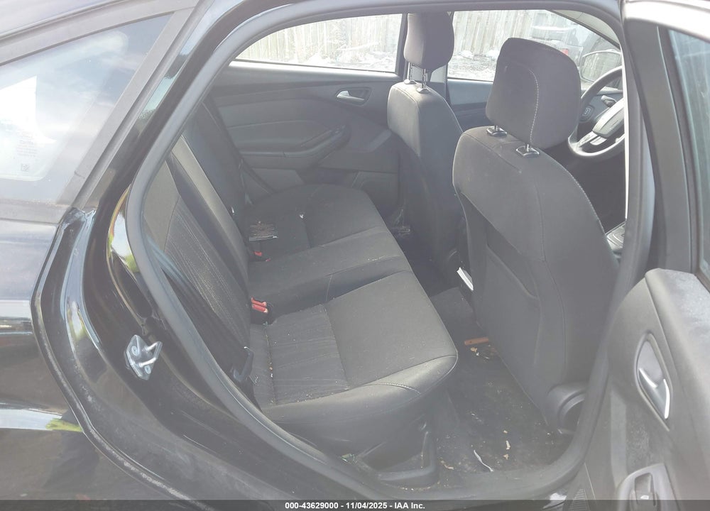 2018 FORD FOCUS VIN: 1FADP3FE7JL256840