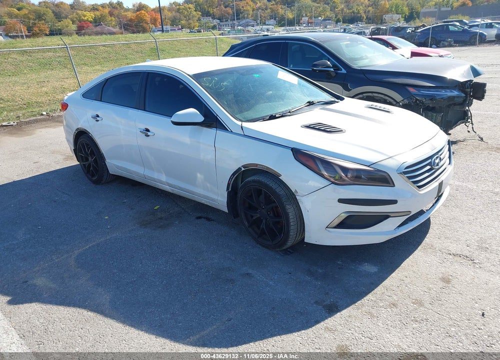 2016 HYUNDAI SONATA SE VIN: 5NPE24AF4GH311941