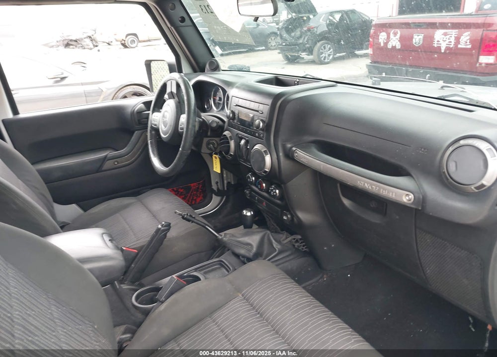 2011 JEEP WRANGLER / VIN: 1J4AA2D11BL600750