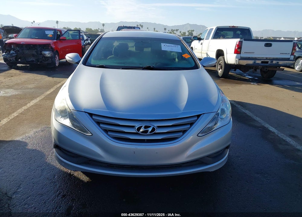 2014 HYUNDAI SONATA VIN: 5NPEB4ACXEH847568