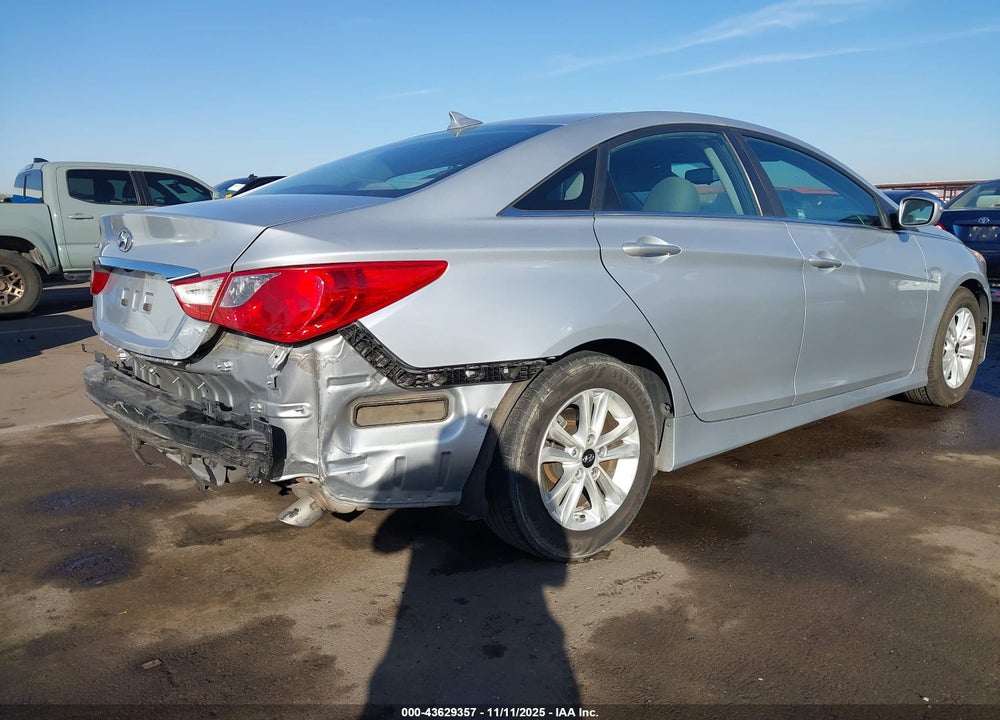 2014 HYUNDAI SONATA VIN: 5NPEB4ACXEH847568
