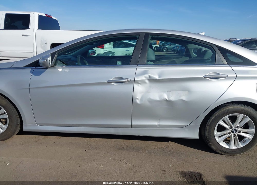 2014 HYUNDAI SONATA VIN: 5NPEB4ACXEH847568
