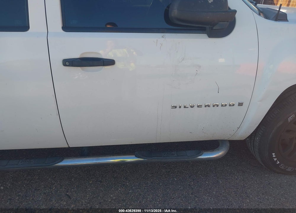 2009 CHEVROLET SILVERADO 1500 WORK TRUCK VIN: 1GCEC19J89E135192
