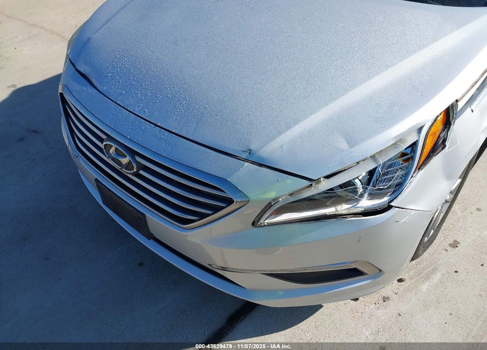 2015 HYUNDAI SONATA SE VIN: 5NPE24AF5FH172966