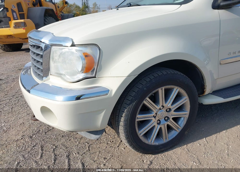 2008 CHRYSLER ASPEN VIN: 1A8HW58258F138784