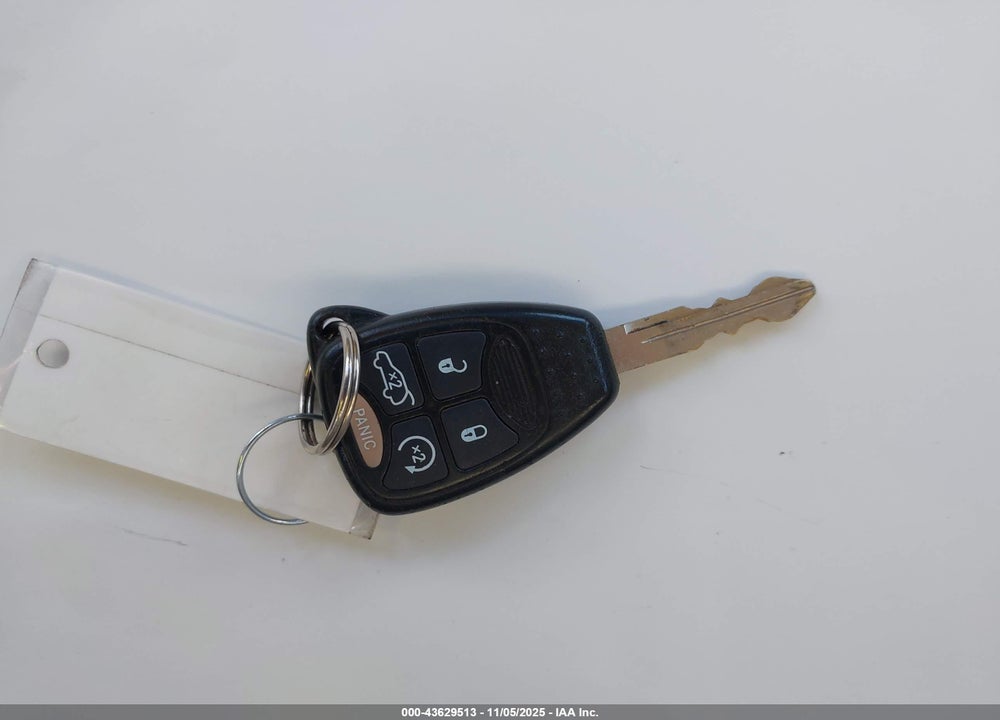 2008 CHRYSLER ASPEN VIN: 1A8HW58258F138784