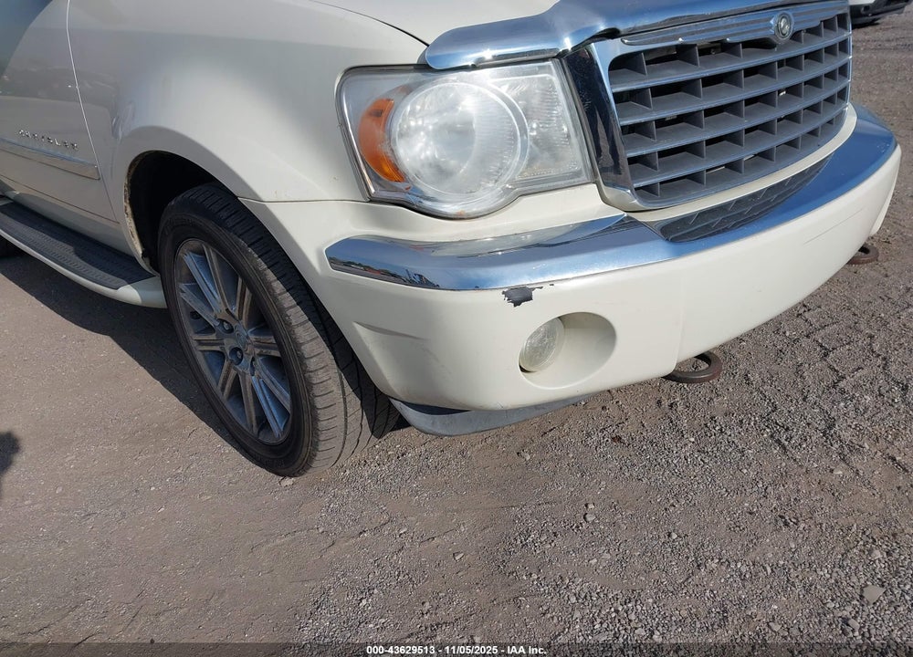 2008 CHRYSLER ASPEN VIN: 1A8HW58258F138784