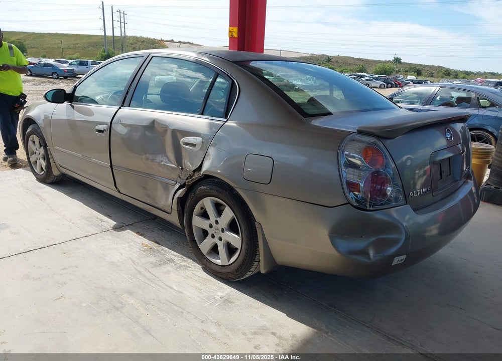 2004 NISSAN ALTIMA 2.5 S VIN: 1N4AL11DX4C133183