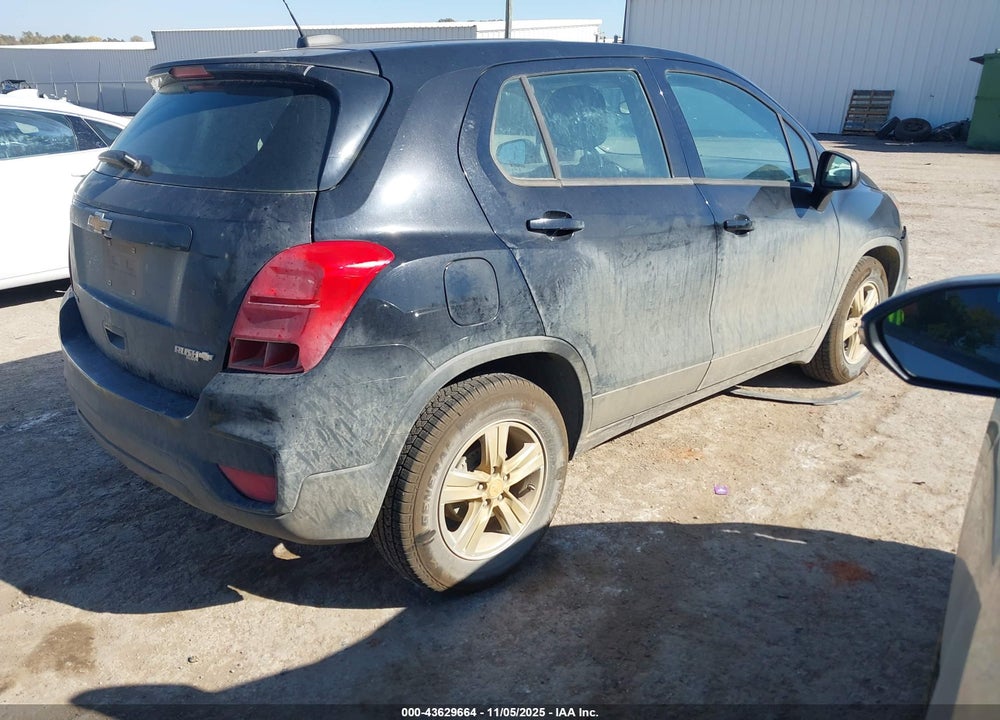 2020 CHEVROLET TRAX FWD LS VIN: 3GNCJKSB7LL167085