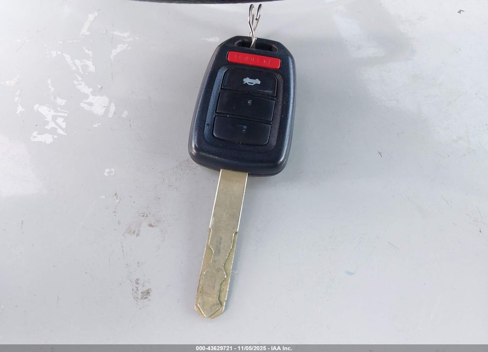 2013 HONDA ACCORD LX VIN: 1HGCR2F35DA113802
