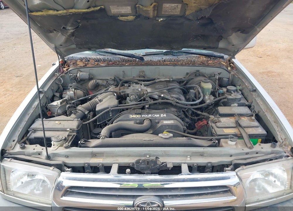 2000 TOYOTA 4RUNNER SR5 V6 VIN: JT3GN86R9Y0154954