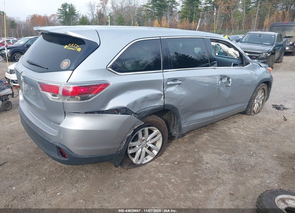 2014 TOYOTA HIGHLANDER LE V6 VIN: 5TDBKRFHXES048873