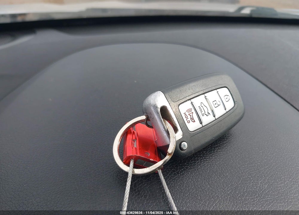 2011 HYUNDAI SONATA HYBRID VIN: KMHEC4A42BA003450