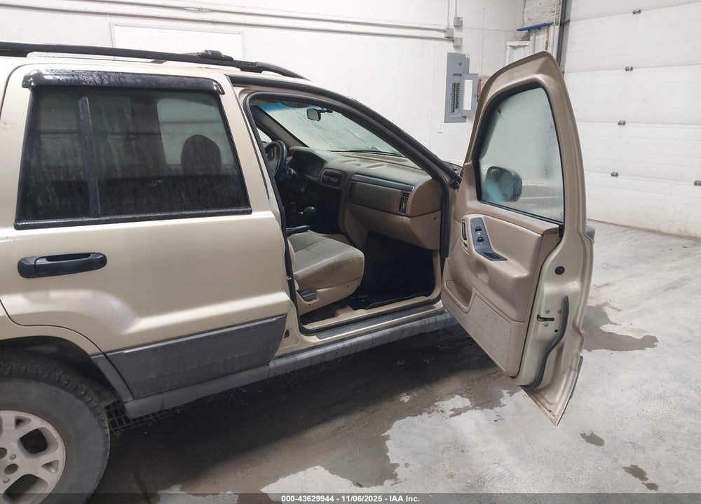 2001 JEEP GRAND CHEROKEE LAREDO VIN: 1J4GW48S71C699227