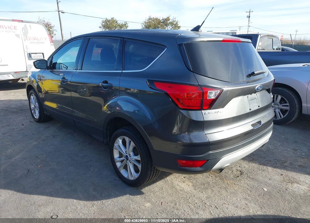 2019 FORD ESCAPE SE VIN: 1FMCU0GDXKUB64423