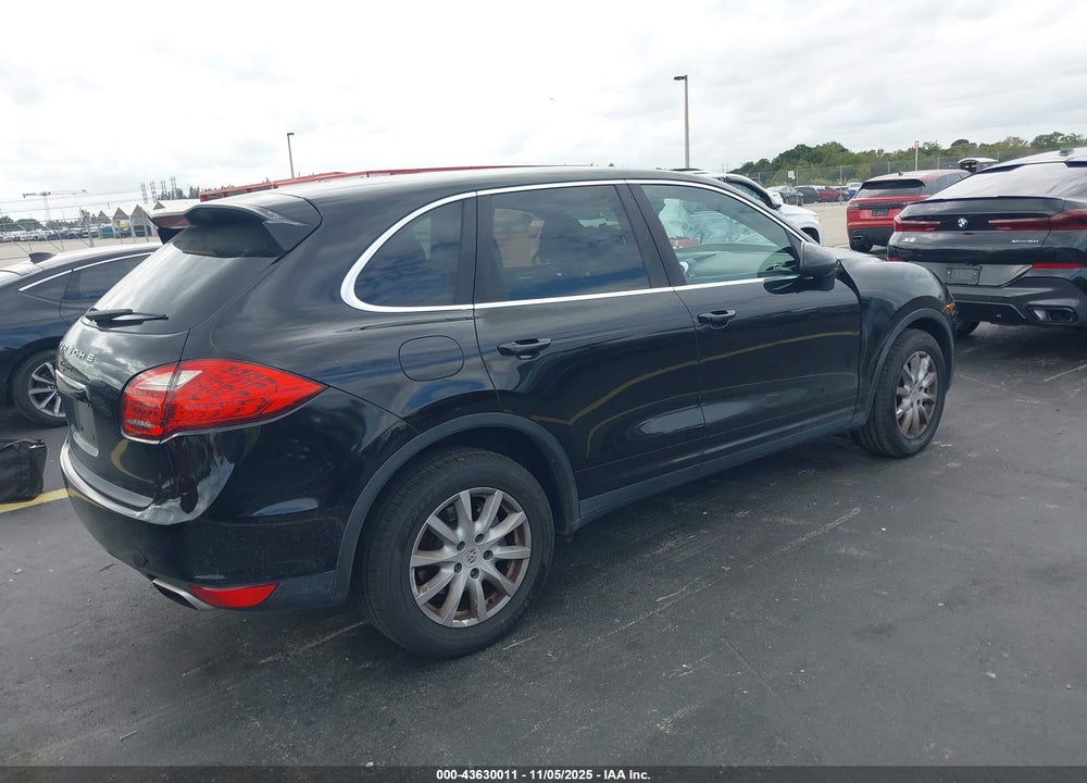 2011 PORSCHE CAYENNE VIN: WP1AA2A24BLA09765