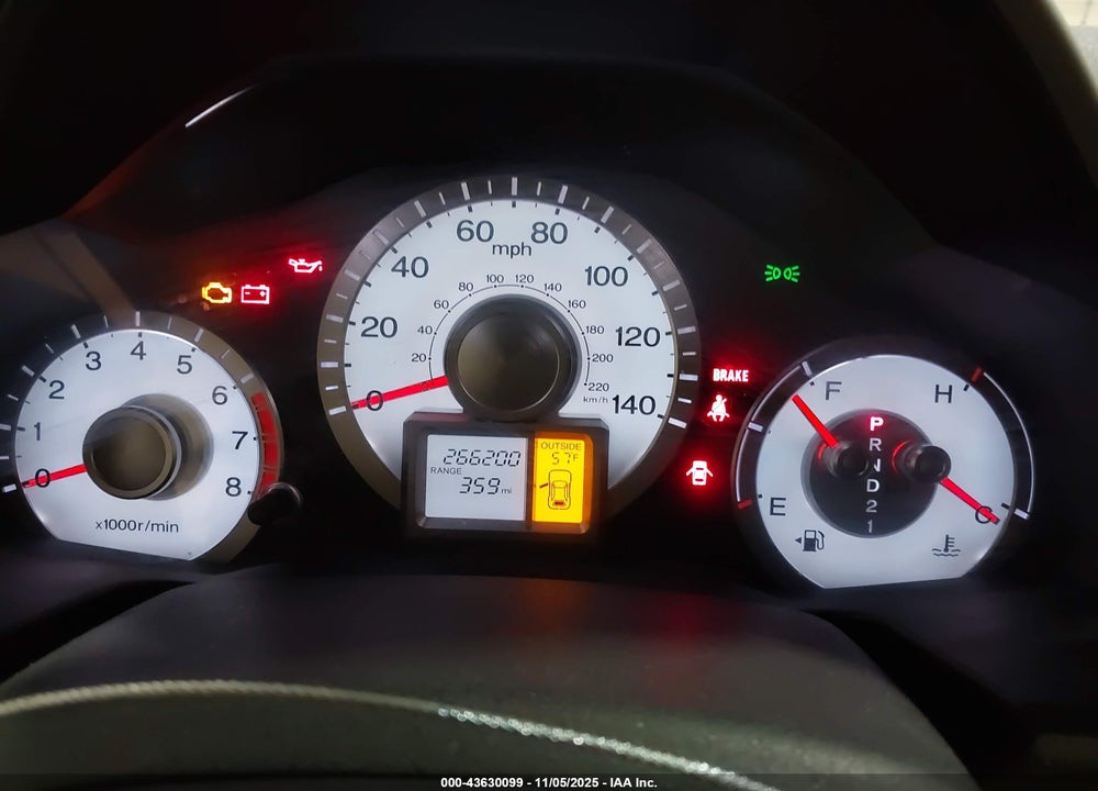 2011 HONDA PILOT EX VIN: 5FNYF4H45BB103063