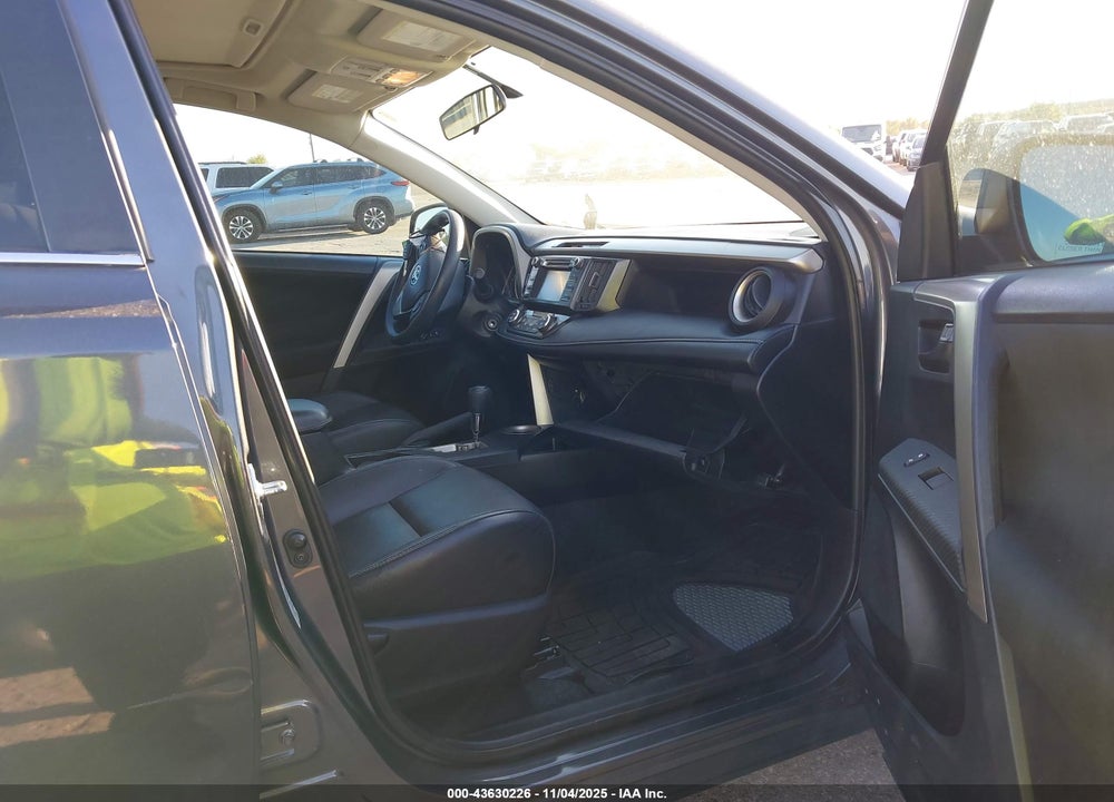 2013 TOYOTA RAV4 XLE VIN: 2T3WFREVXDW050293