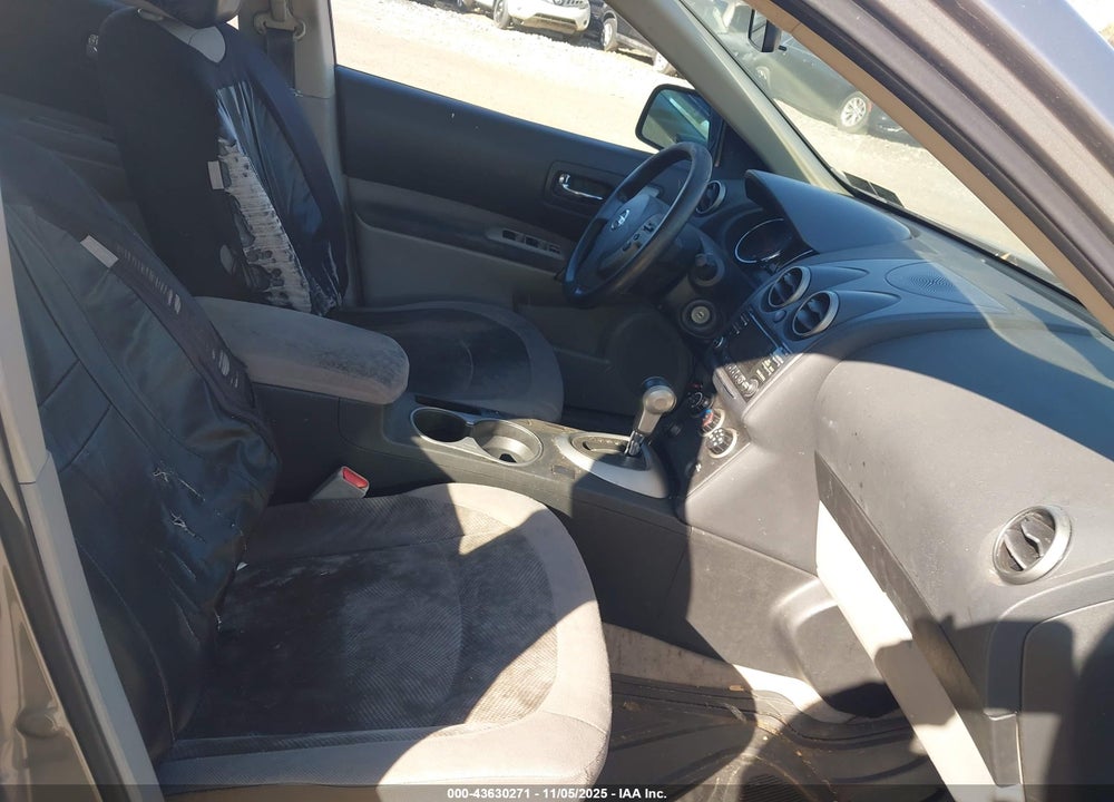 2014 NISSAN ROGUE SELECT S VIN: JN8AS5MV2EW201571