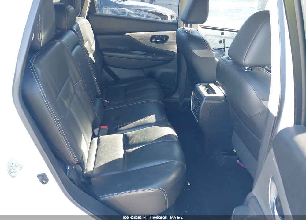 2017 NISSAN MURANO PLATINUM VIN: 5N1AZ2MH2HN106174