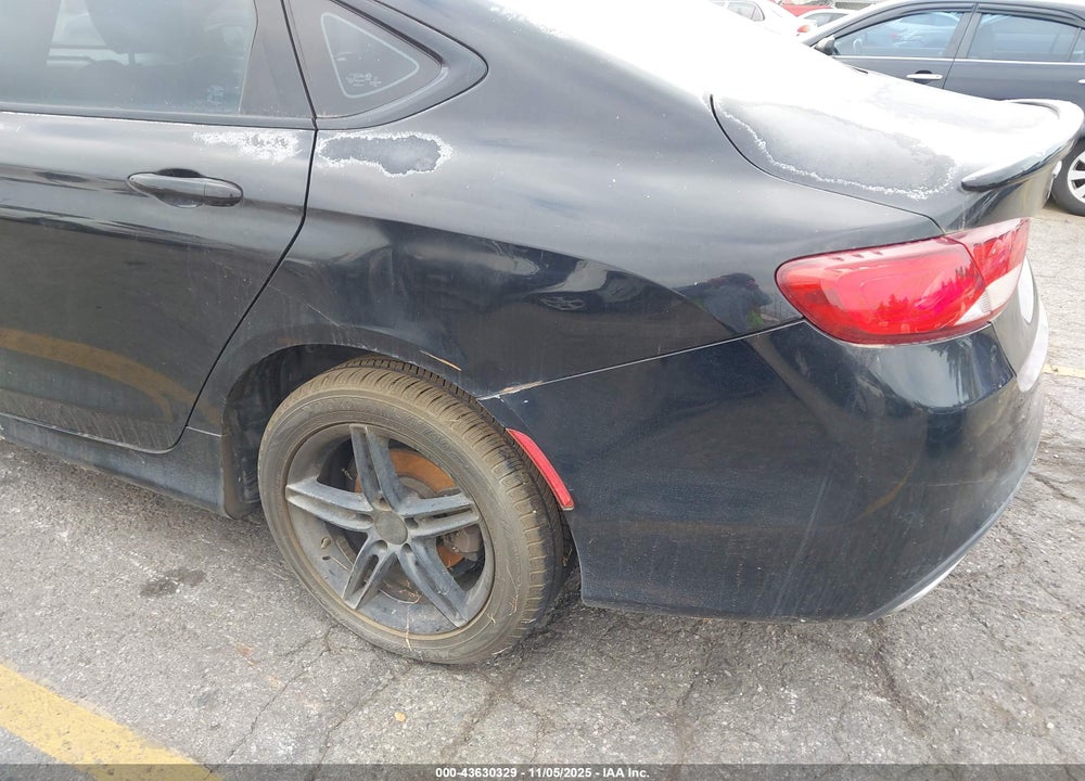 2015 CHRYSLER 200 S VIN: 1C3CCCBB2FN564267