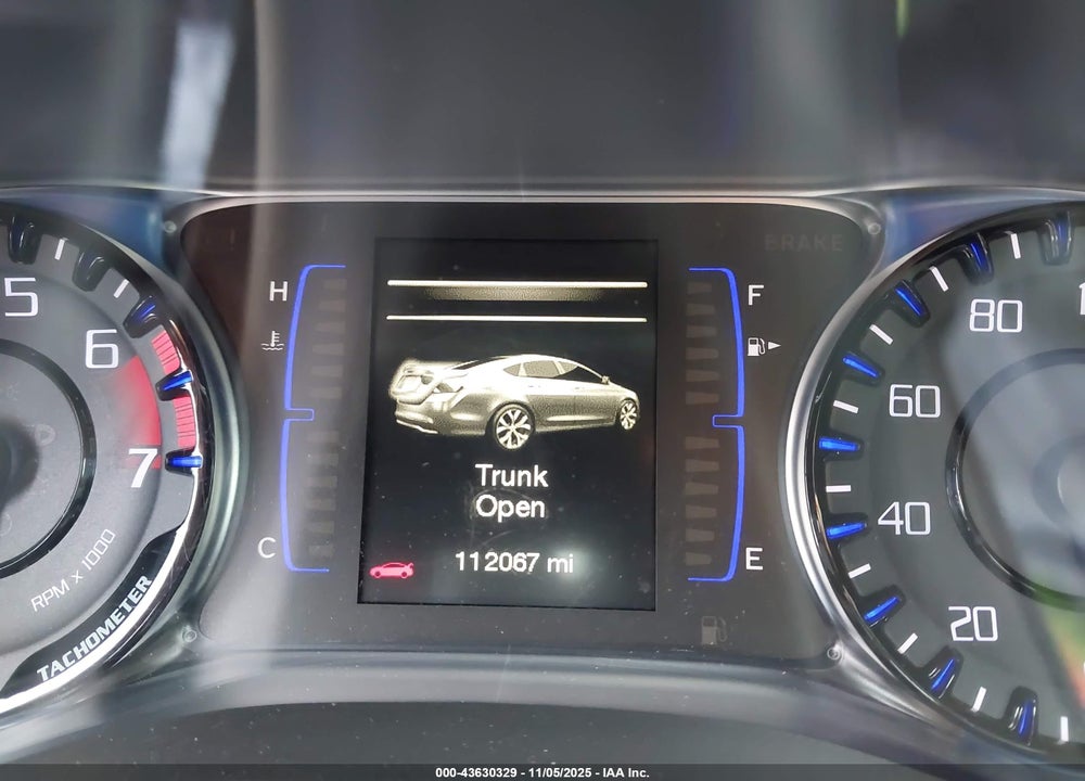 2015 CHRYSLER 200 S VIN: 1C3CCCBB2FN564267