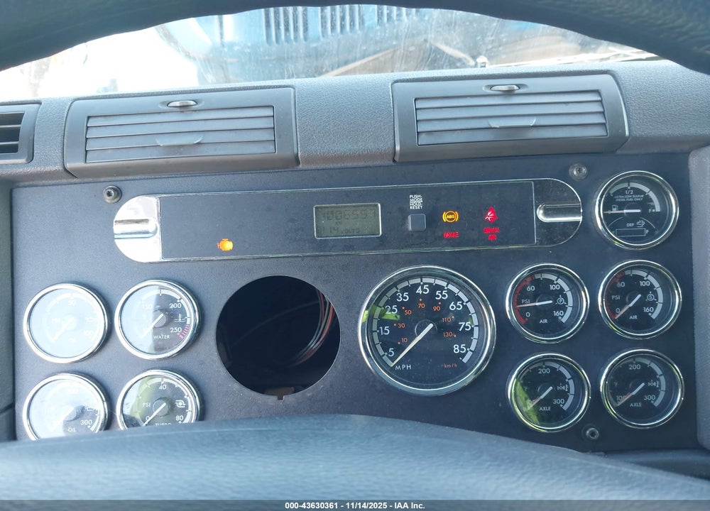2014 FREIGHTLINER CASCADIA 125 VIN: 3AKJGLD57ESFJ9320