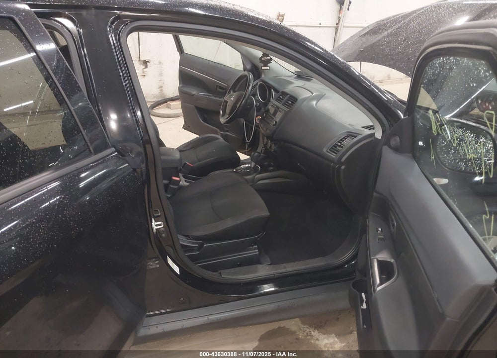 2015 MITSUBISHI OUTLANDER SPORT ES VIN: 4A4AR3AUXFE007832